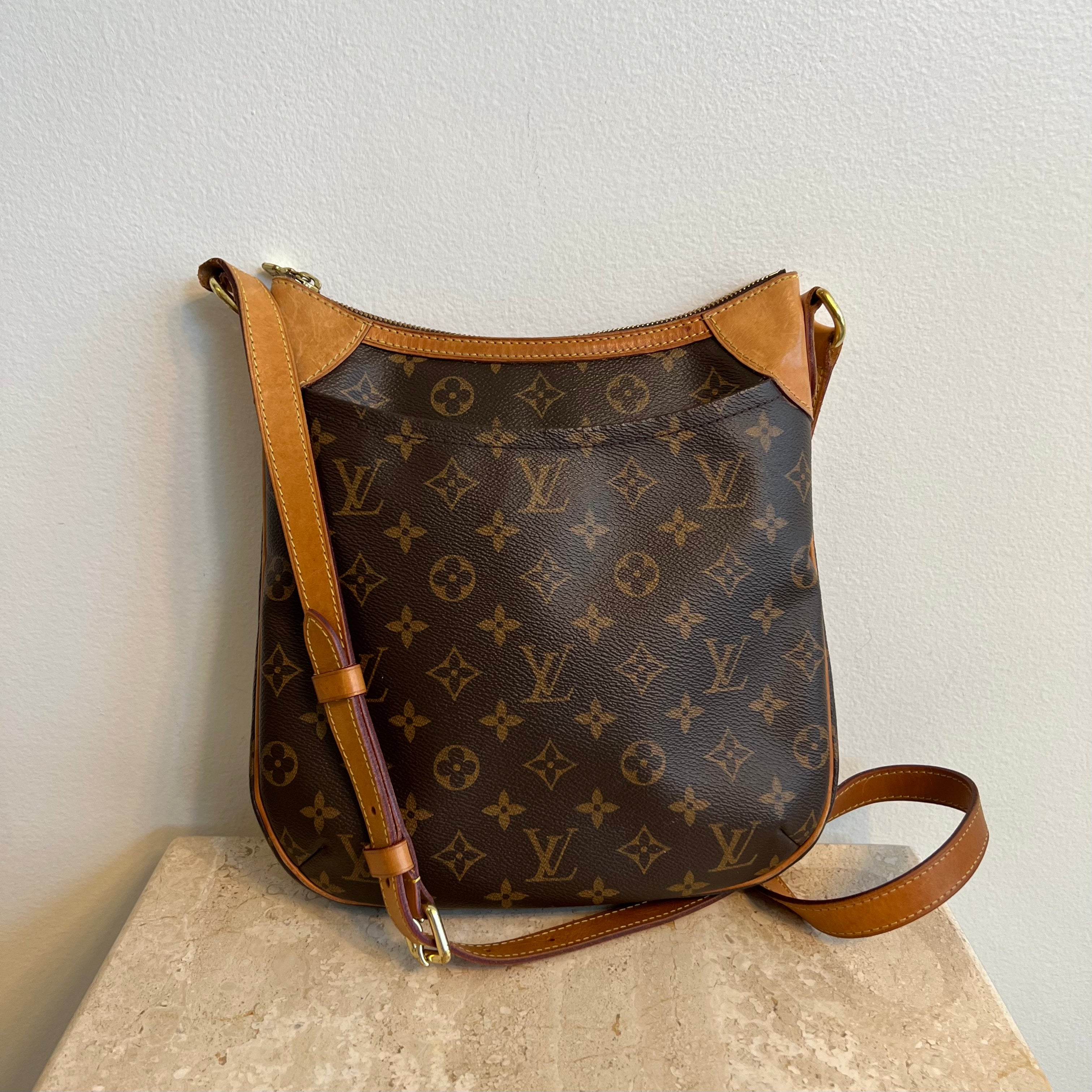 LOUIS VUITTON LOUIS VUITTON Odeon PM Crossbody Shoulder Bag M56390 Monogram Used GHW LV M56390Product Code2107600914473BRAND OFF Online Store #23 LOUIS VUITTON LOUIS VUITTON Odeon PM Crossbody Shoulder Bag M56390 Monogram Used GHW LV M56390Product Code2107600914473BRAND OFF Online Store